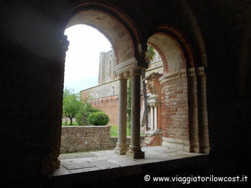 Bifore Abbazia di San Galgano Chiusdino Siena