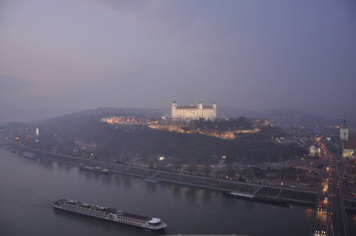 Bratislava visitare Novy Most