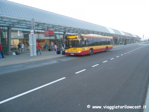 Come arrivare dall'aeroporto di Modlin a Varsavia