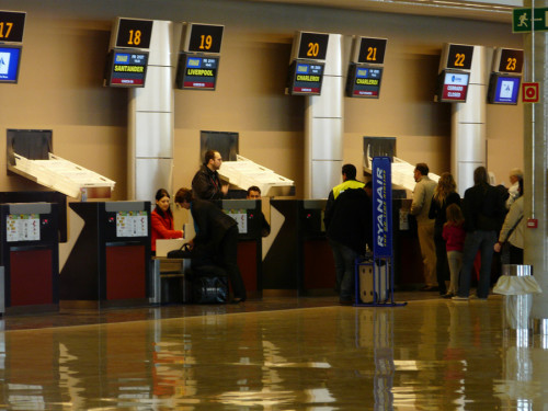 News Ryanair check in aeroporto Ryanair