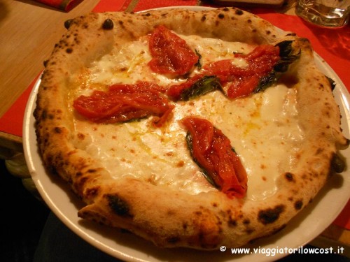 Pizzeria La Spelunca pizza napoletana di Antonio de Stasio