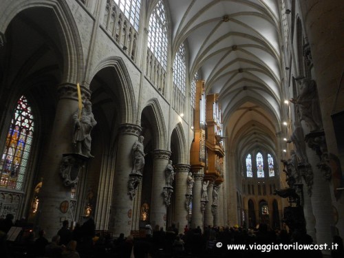 cosa vedere a Bruxelles visitare la Cattedrale