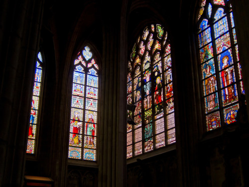 cosa vedere a Bruxelles vetrate Chiesa du Sablon