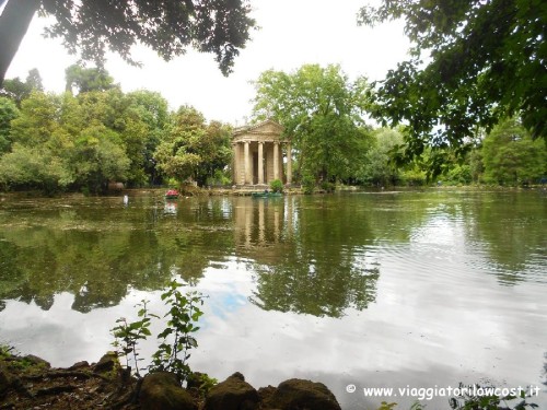 Largo del Parco di Villa Borghese a Roma